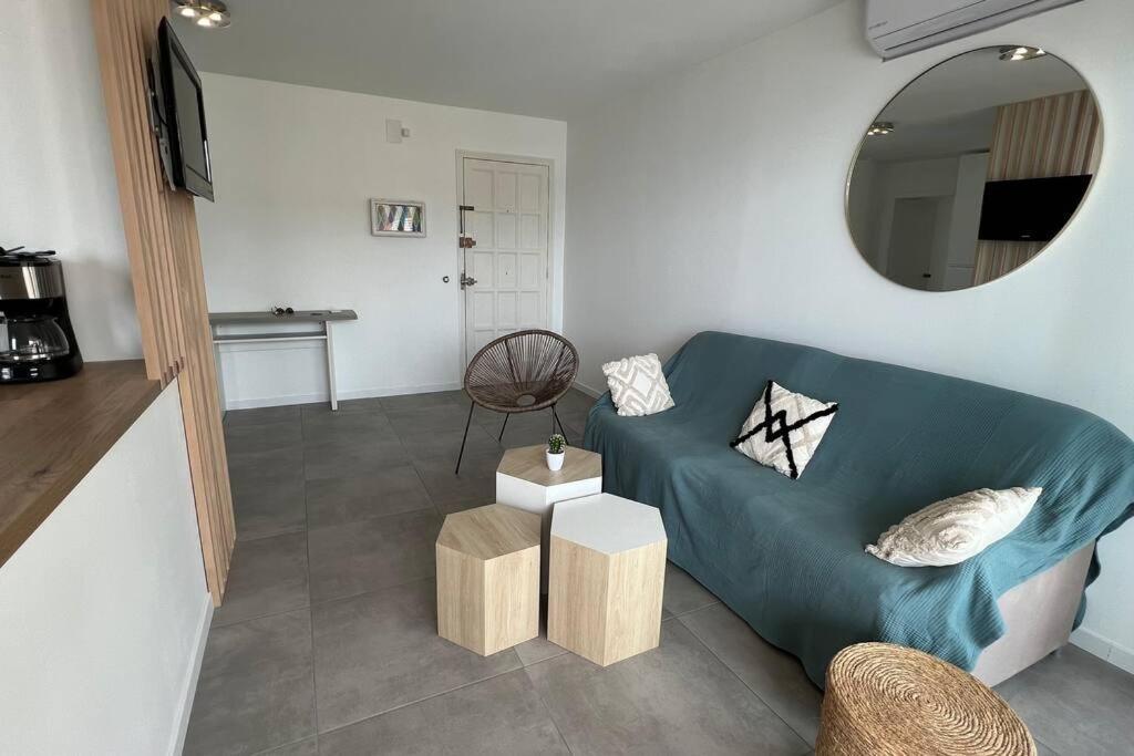 Apartamento Tres Habitaciones Con Vistas Al Mar En Rosas Exterior foto