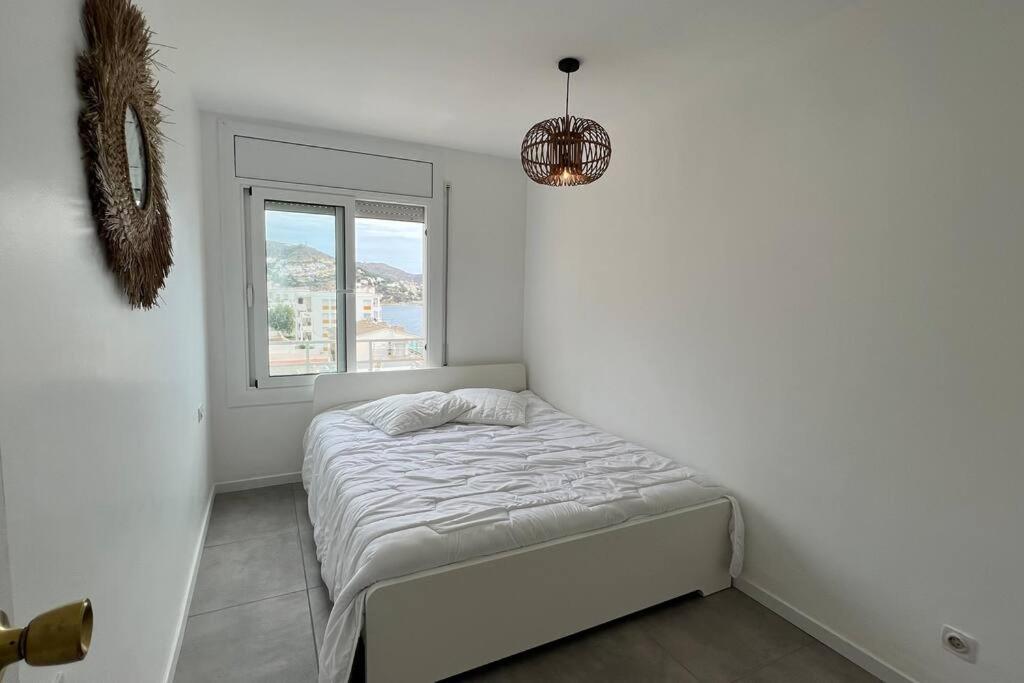 Apartamento Tres Habitaciones Con Vistas Al Mar En Rosas Exterior foto
